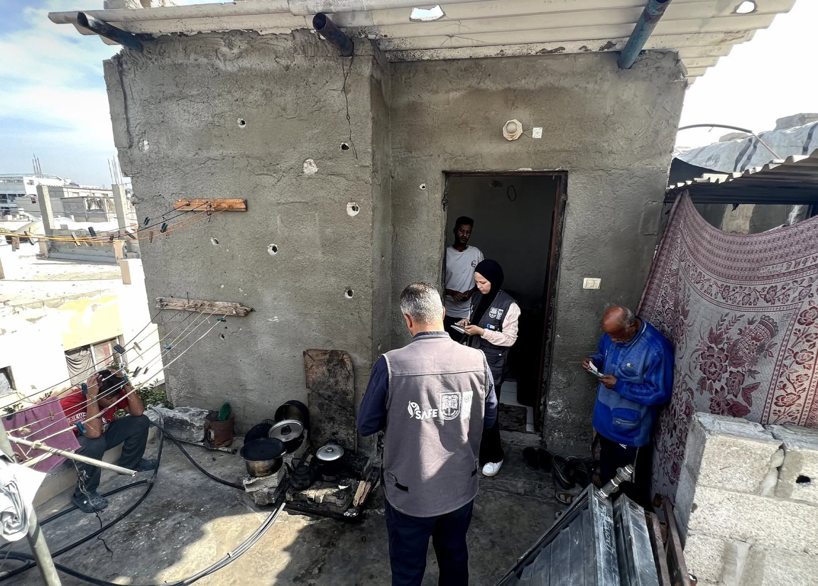 بالتعاون مع UNDP وبتمويل من الصندوق العربي.. الجمعية  تشارك في مشروع تأهيل 200 منزل بقطاع غزة